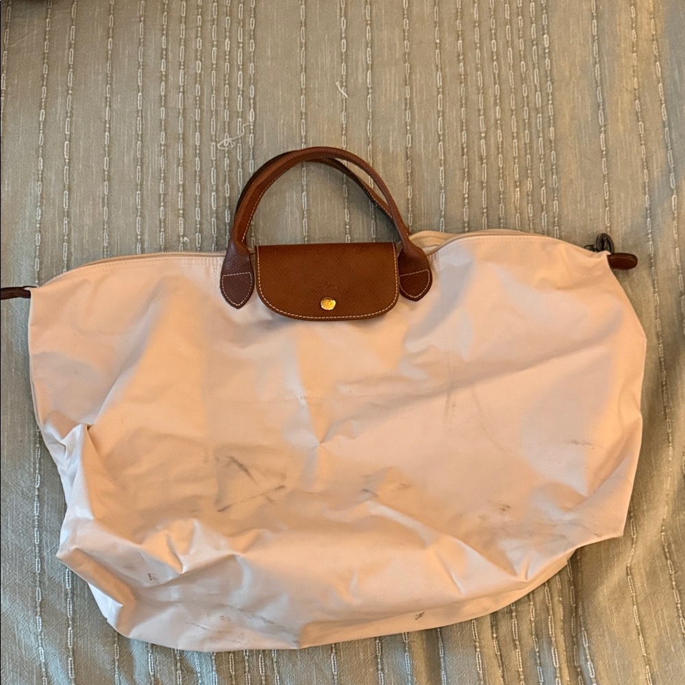 Longchamp Cream Traveler Bag